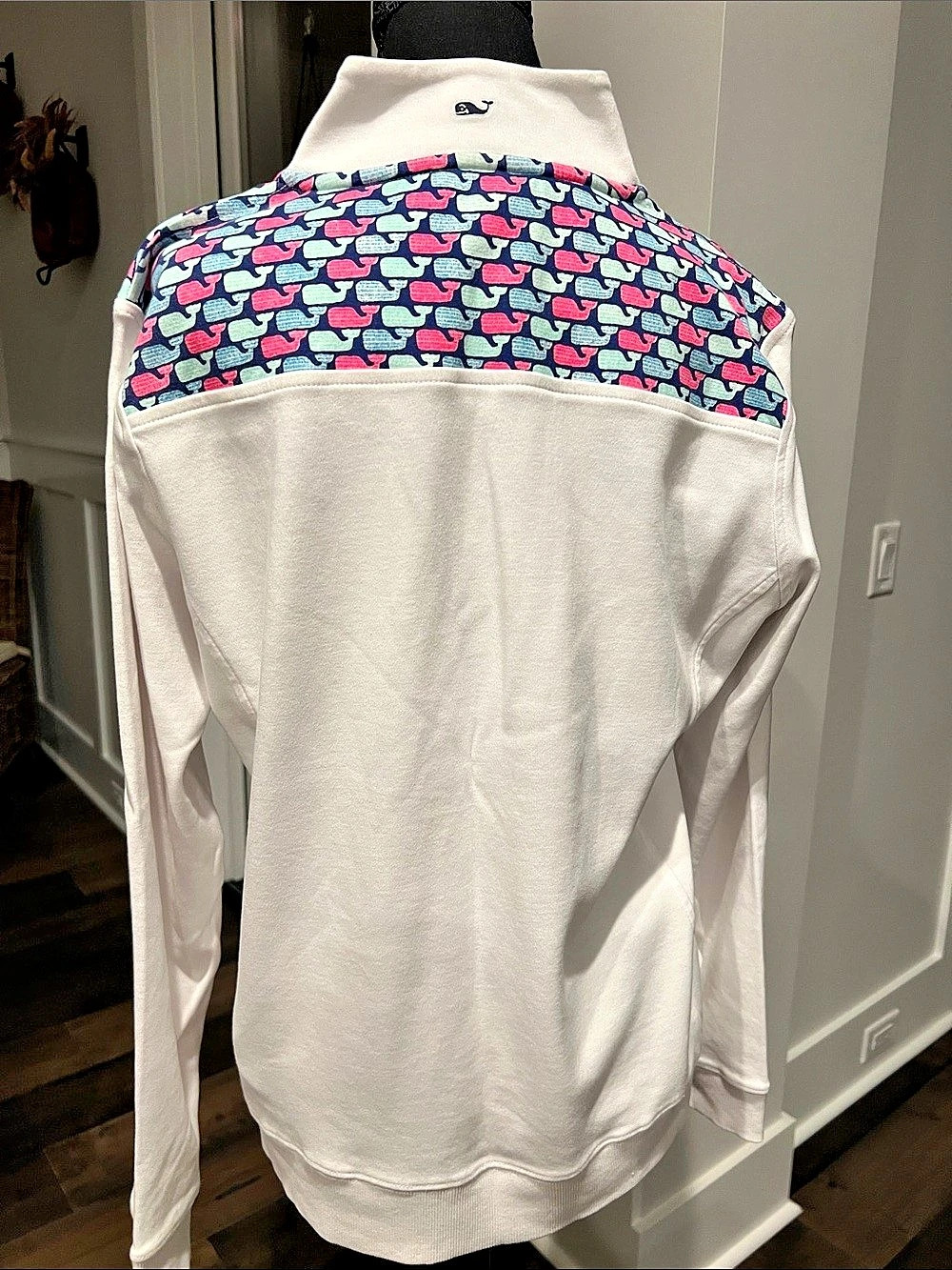 NWOT Vineyard Vines Whale Patchwork Quarter Zip Sweat Shirt Large
